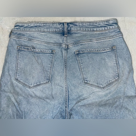 Distressed straight leg jeans - Picture 4 of 6